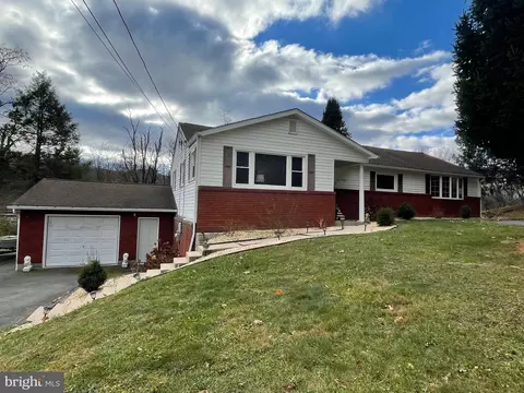 12732 Valley View Ave, Cresaptown, MD 21502