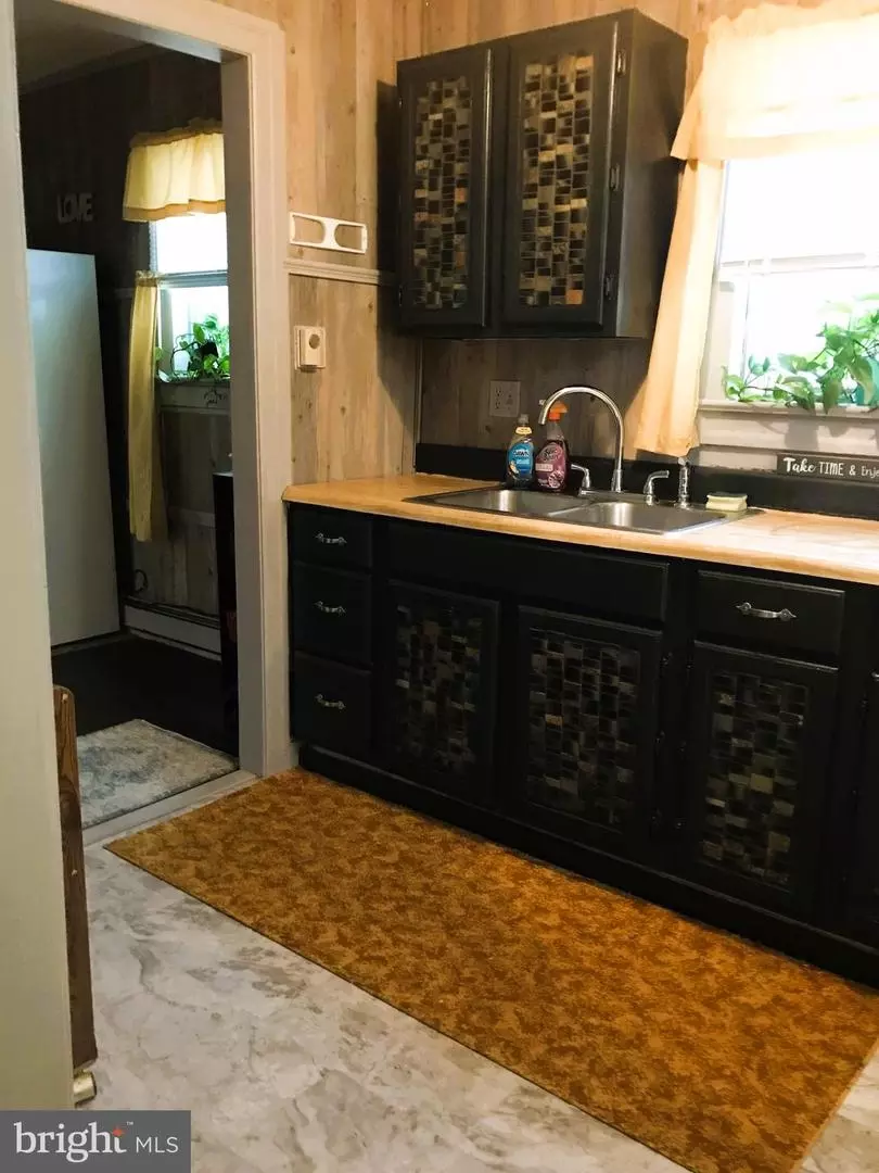 Kitchen - 12817 Bowling St, Cumberland, MD 21502 photo 1 of 6