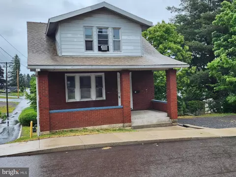 58 College Ave, Frostburg, MD 21532