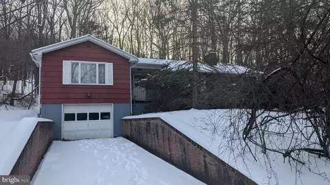 48 Johns Ln, La Vale, MD 21502