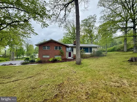 12514 Henry Dr SW, La Vale, MD 21502