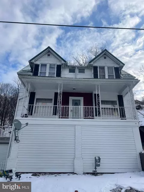 15 Ridgeway Ter, Cumberland, MD 21502