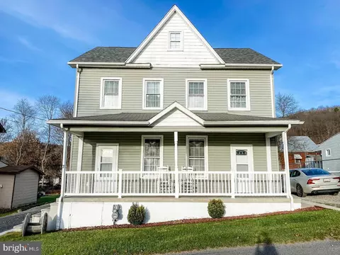 7 E Florida Way, Lonaconing, MD 21539