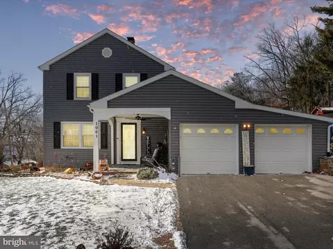 1061 Longwood Ave, Cumberland, MD 21502