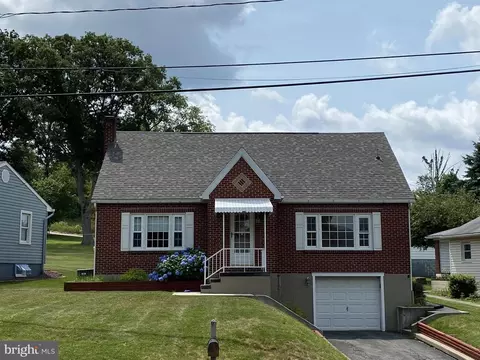 98 Braddock Rd, Frostburg, MD 21532