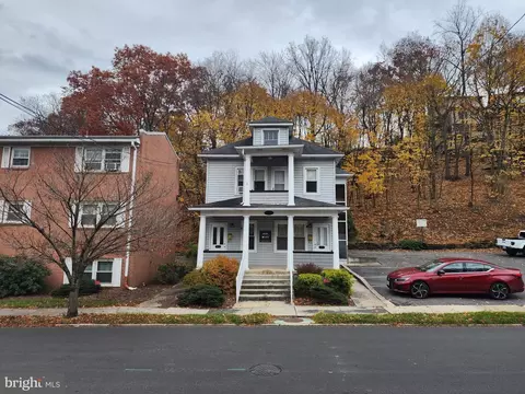 708 Fayette St, Cumberland, MD 21502