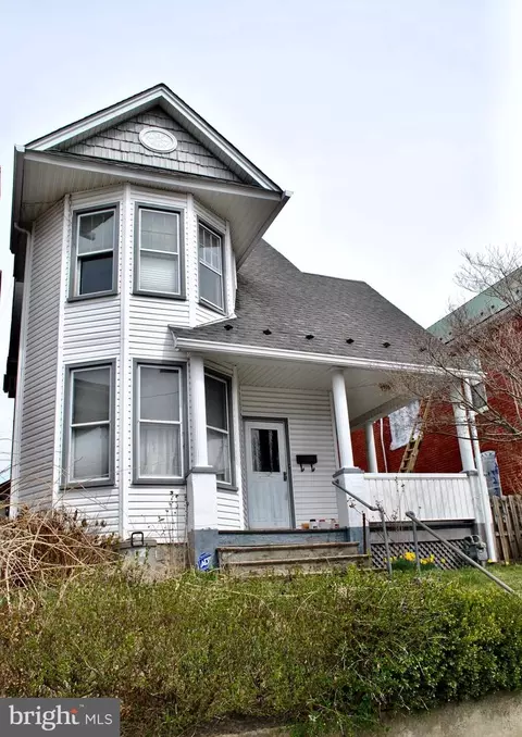 813 Columbia Ave, Cumberland, MD 21502