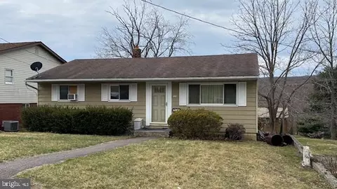 260 W Mechanic St, Frostburg, MD 21532