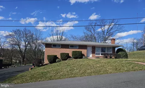 814 Hicks Ave, Cumberland, MD 21502
