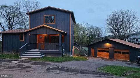 823 E First St, Cumberland, MD 21502