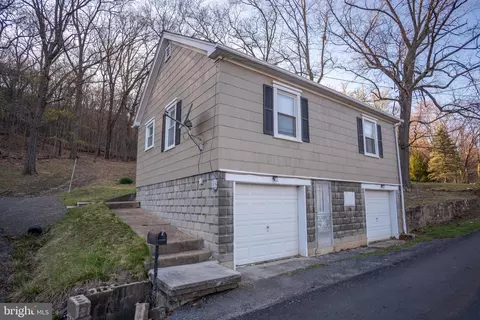 12401 Wright Ave, Cumberland, MD 21502
