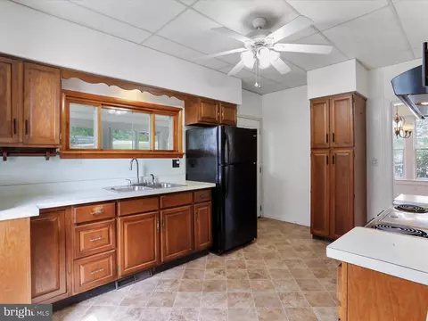 18917 High St, Barton, MD 21521 photo 14