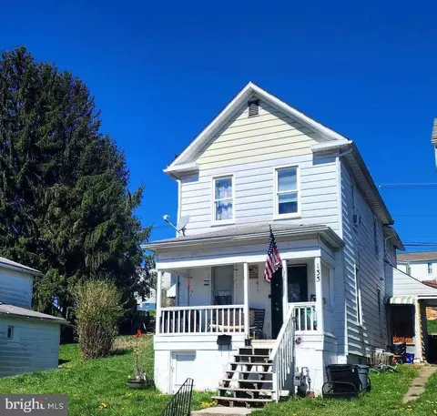133 Maple St, Frostburg, MD 21532