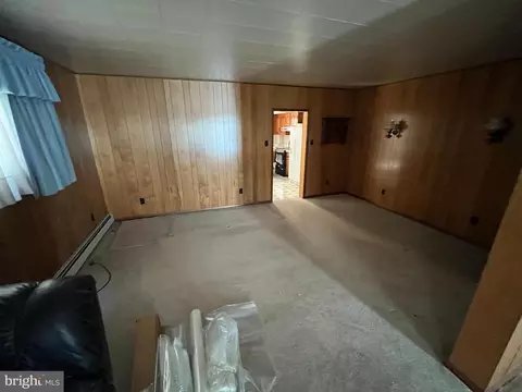 Living - 407 Pratt St, Luke, MD 21540 photo 1 of 3