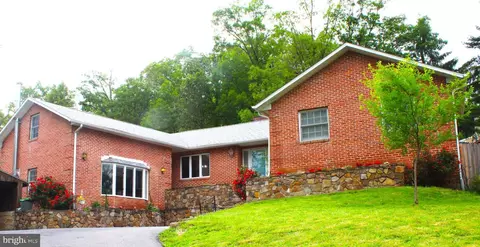 1065 Longwood Ave, Cumberland, MD 21502
