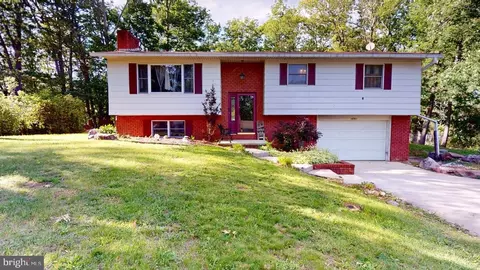 14701 Viewcrest Rd SW, Cresaptown, MD 21502
