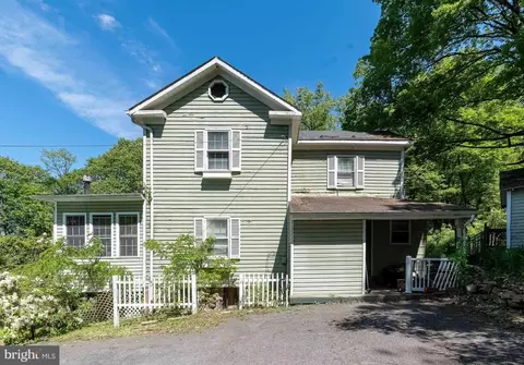 12814 Parker Hill Rd SW, Frostburg, MD 21532