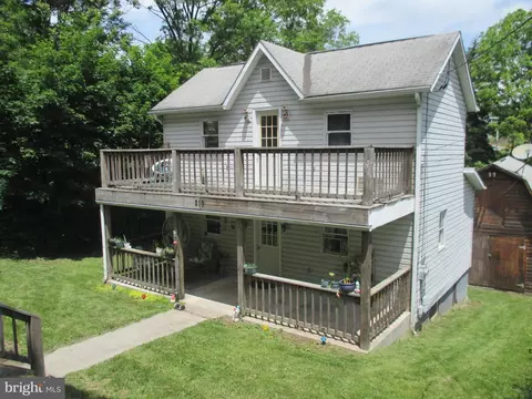 210 E Reynolds St, Cumberland, MD 21502