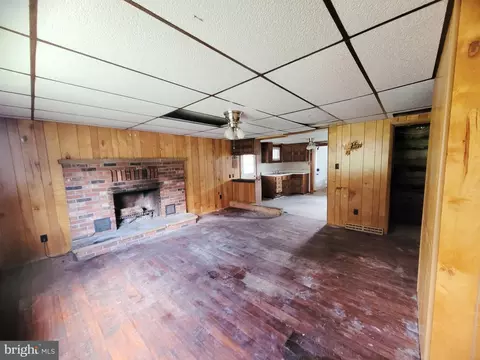 Living - 18918 Bradley St, Barton, MD 21521 photo 8 of 10