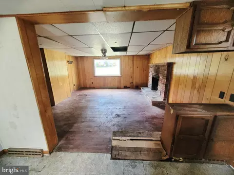 Living - 18918 Bradley St, Barton, MD 21521 photo 6 of 10