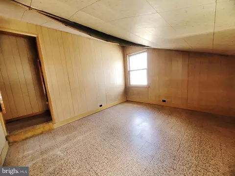 Bedroom - 18918 Bradley St, Barton, MD 21521 photo 2 of 9