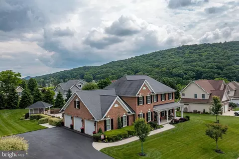 12205 Ash Fleetwood Dr, La Vale, MD 21502