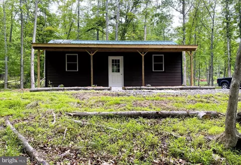 11103 Hinkle Rd NE, Cumberland, MD 21502