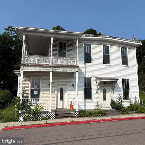 15 Douglas Ave, Lonaconing, MD 21539