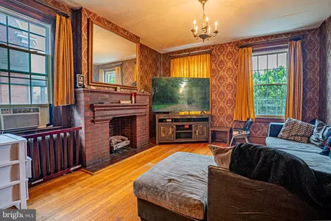 439 Cumberland St, Cumberland, MD 21502