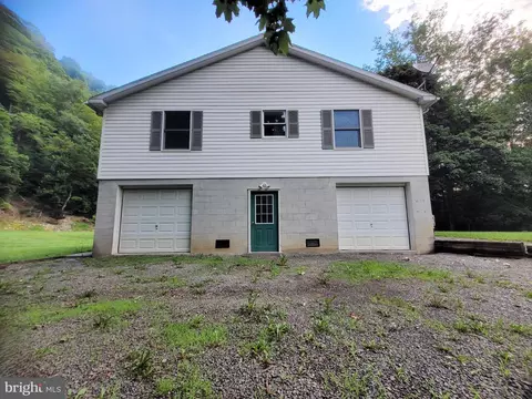 413 Braddock St, La Vale, MD 21502 photo 3
