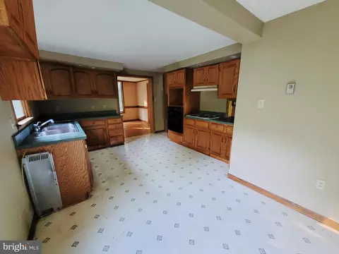 413 Braddock St, La Vale, MD 21502 photo 14