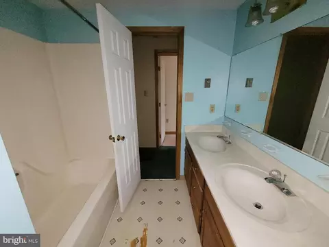 413 Braddock St, La Vale, MD 21502 photo 23