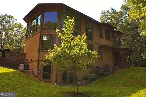 Exterior - 13200 Crossover Rd NE, Flintstone, MD 21530 photo 3 of 10