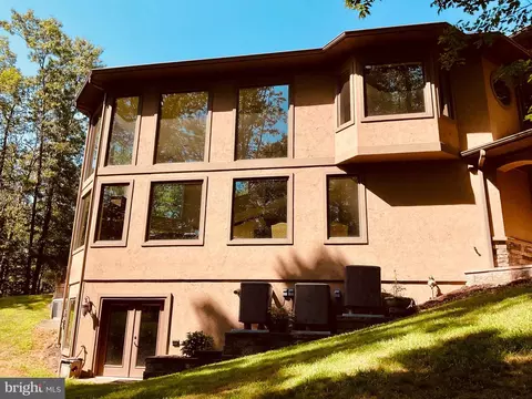 Exterior - 13200 Crossover Rd NE, Flintstone, MD 21530 photo 4 of 10