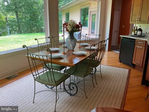 Dining - 13200 Crossover Rd NE, Flintstone, MD 21530 photo 2 of 3