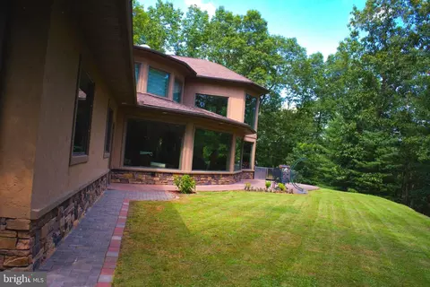 Exterior - 13200 Crossover Rd NE, Flintstone, MD 21530 photo 7 of 10