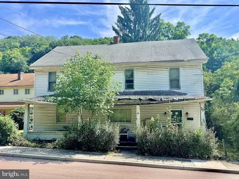 70 Douglas Ave, Lonaconing, MD 21539