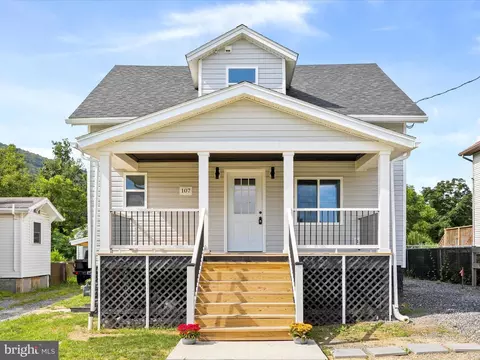 107 Holly Ave, La Vale, MD 21502