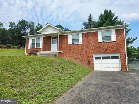 14507 Bourbon St SW, Cresaptown, MD 21502