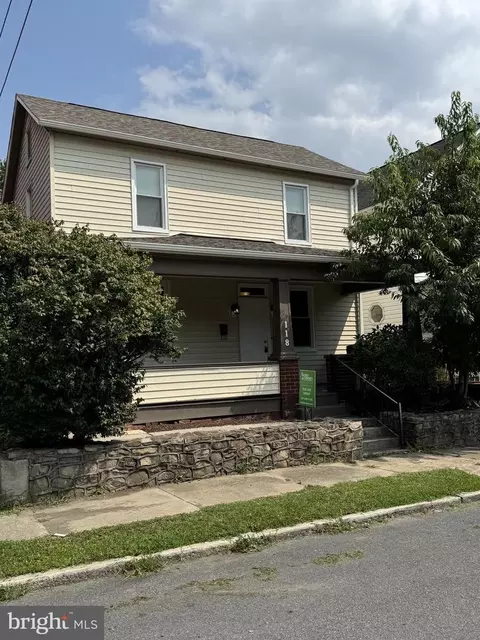 118 Oak St, Cumberland, MD 21502