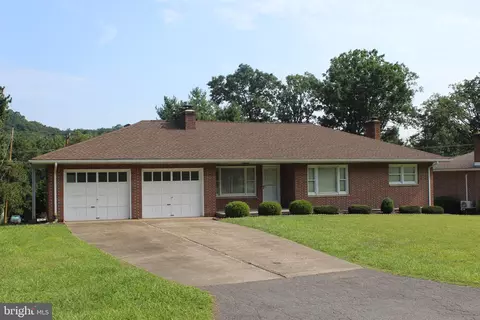 17 Richard Way, La Vale, MD 21502