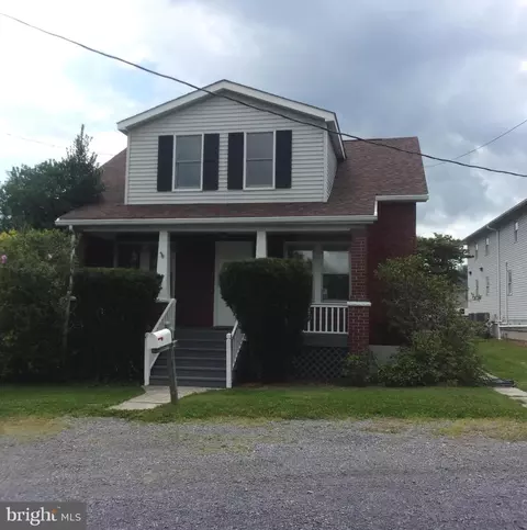 3 S Woodlawn Ave, La Vale, MD 21502
