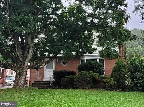 831 National Hwy, La Vale, MD 21502