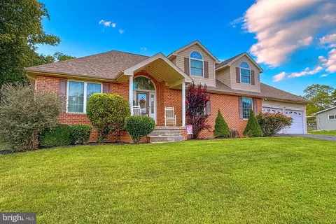 13807 Fritz Dr SW, Cresaptown, MD 21502