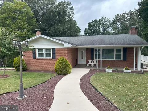 809 Valley View Dr, La Vale, MD 21502