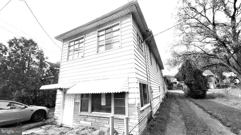 1073 National Hwy, La Vale, MD 21502