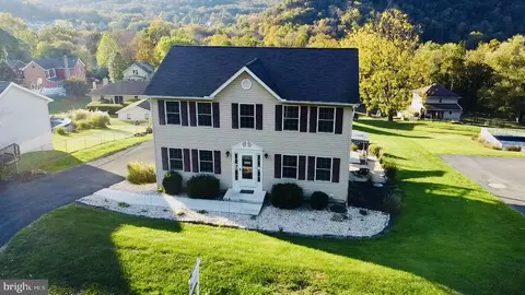 515 Georges Creek Blvd, La Vale, MD 21502