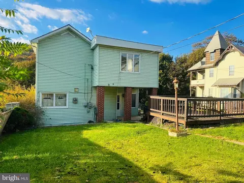 38 E Florida Way, Lonaconing, MD 21539 photo 4