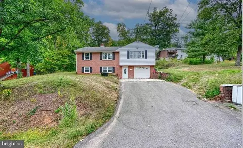 11810 Bayberry Ave, Cumberland, MD 21502