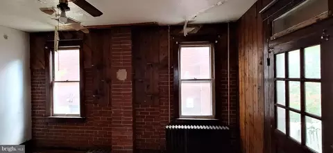 Entry Way - 11 E First St, Cumberland, MD 21502 photo 3 of 9